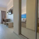 Globales Janeiro Ξενοδοχείο 4*