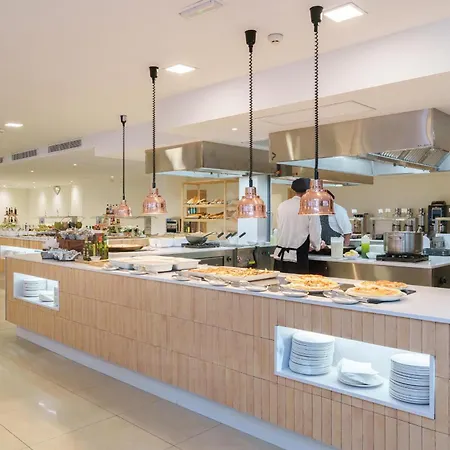 Ferrer Janeiro & 4* Кан-Пікафорт