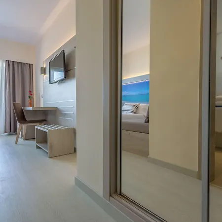 Globales Janeiro מלון 4*