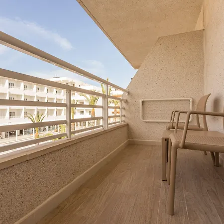 Globales Janeiro מלון