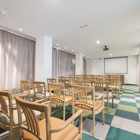 Globales Janeiro 4* קאן פיקפורט