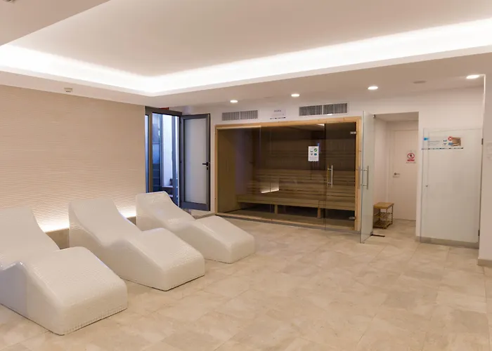 Hotel Globales Janeiro Can Picafort (Mallorca)